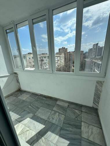 Închiriere - Apartament în Kărșiaka,  Plovdiv