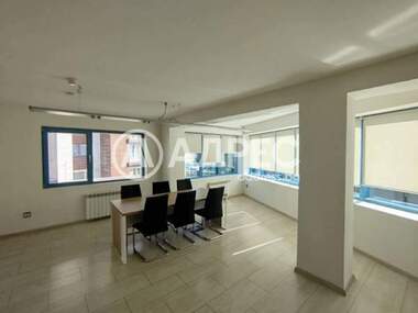 For rent - Office in Manastirski livadi-Iztok,  Sofia