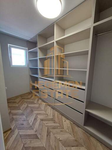 Продажа - Квартира в Център,  Варна