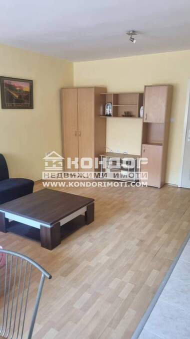 Vânzare - Apartament în Kărșiaka,  Plovdiv