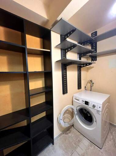 Închiriere - Apartament în Văzrajdane,  Burgas