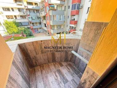 Miete - Wohnung in Lazur,  Burgas