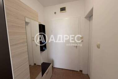Închiriere - Apartament în Suhata reka,  Sofia