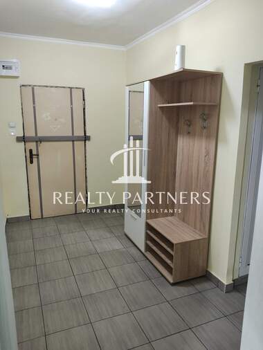 Продажба - Апартамент в Изток,  Перник