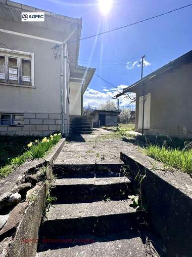 Vânzare - Casă în Aprilți,  Lovece
