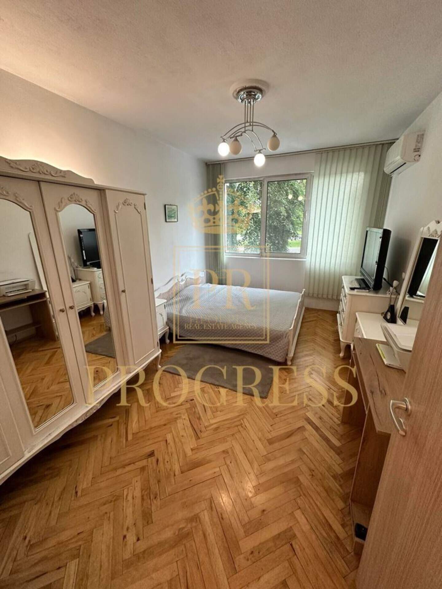 Cu trei camere Apartament în Mladejki hălm, Plovdiv – fotografia 7
