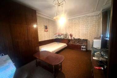 For sale - Apartment in Matematicheskata gimnazia,  Shumen