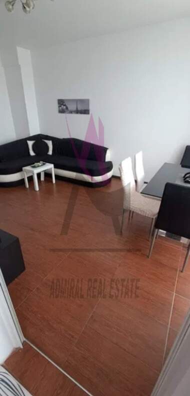 Închiriere - Apartament în Văzrajdane 1,  Varna