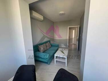 Închiriere - Apartament în Văzrajdane 1,  Varna