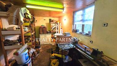 For sale - House in Rudnichar,  Pernik