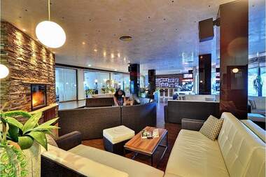 For sale - Hotel in Razlog,  Blagoevgrad
