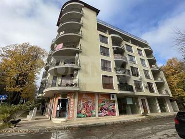 Vânzare - Apartament în Gradska bolnița,  Dobrice
