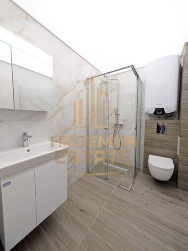 Vânzare - Apartament în Văzrajdane 3,  Varna