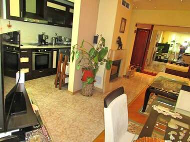 Închiriere - Apartament în Lazur,  Burgas