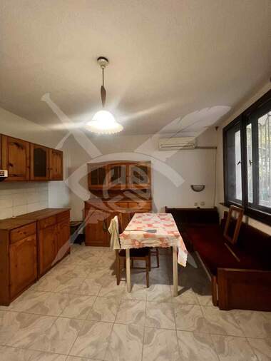 For rent - Apartment in Avtogara,  Varna