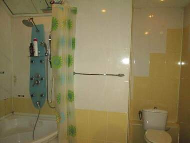 Închiriere - Apartament în Akația,  Veliko Tărnovo