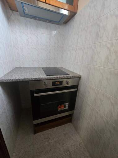 Miete - Wohnung in Wazrajdane,  Burgas