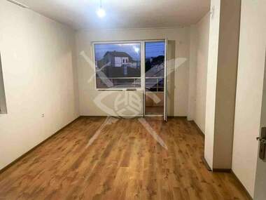 Vânzare - Apartament în Aîtos,  Burgas
