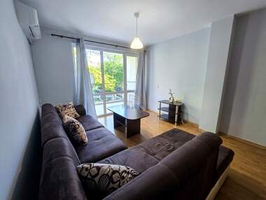 Miete - Wohnung in Wazrajdane,  Burgas