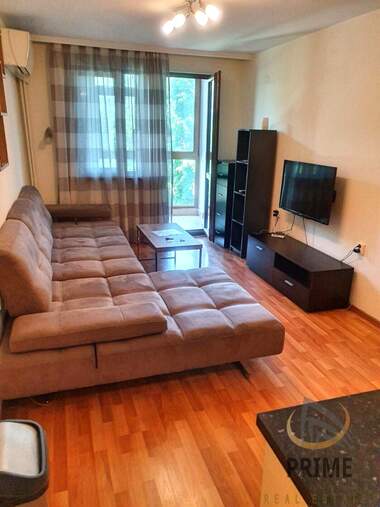 Închiriere - Apartament în Lazur,  Burgas