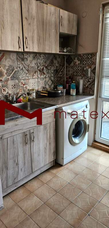 For sale - Apartment in Liatno kino Trakia,  Varna