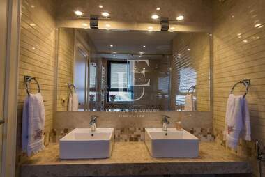Închiriere - Apartament în Simeonovo,  Sofia