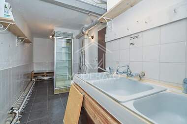 Verkauf - Gastronomie/Laden/Lager/Schönheitssalon in Wazrajdane,  Burgas