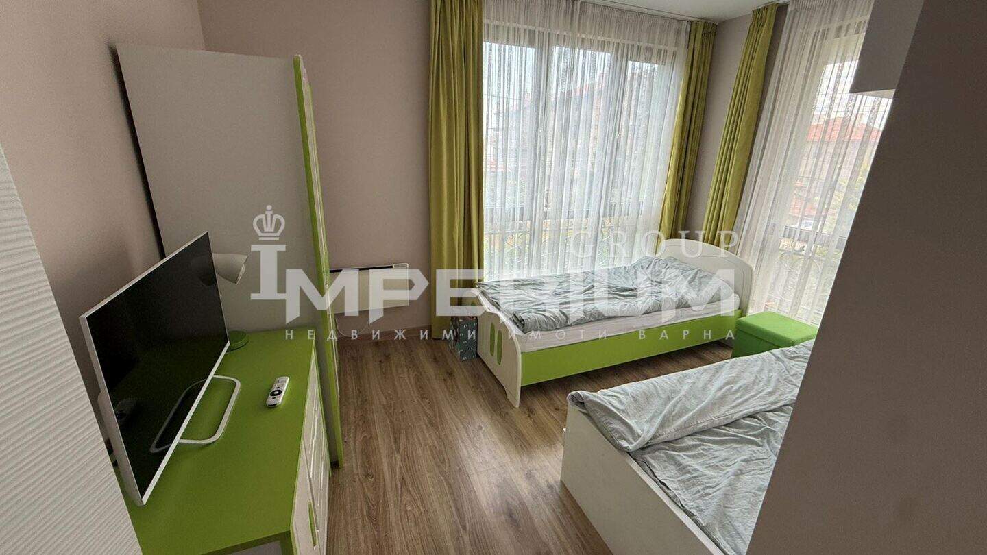 Тристаен Апартамент във Виница, Варна – снимка 5