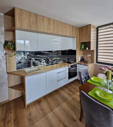 Închiriere - Apartament în Vinița,  Varna