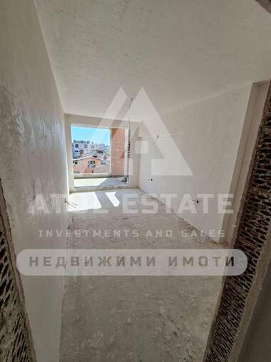 Vânzare - Apartament în Văzrajdane,  Burgas