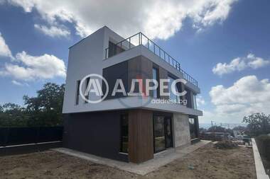 For sale - House in Briz,  Varna