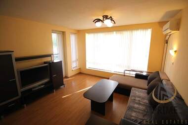 Închiriere - Apartament în Slaveîkov,  Burgas