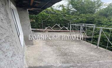 Продажа - Этаж дома в Варуша,  Велико Търново