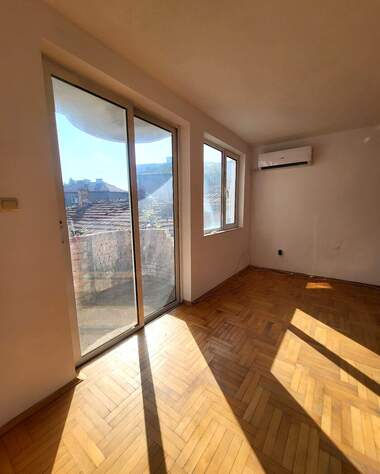 Verkauf - Wohnung in Idealen zentar,  Pazardjik