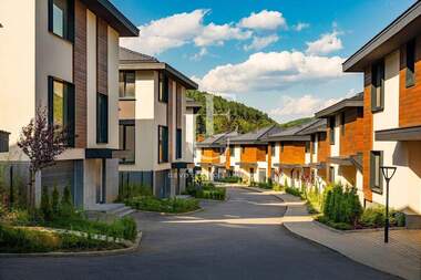 Vânzare - Casă în Sofia Village,  Sofia