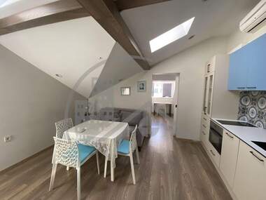 Miete - Wohnung in Grazka mahala,  Warna