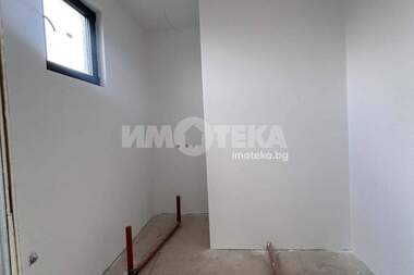 For sale - House in Skutare,  Plovdiv