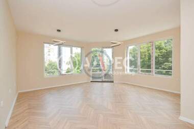 For sale - Apartment in Nadejda 2,  Sofia