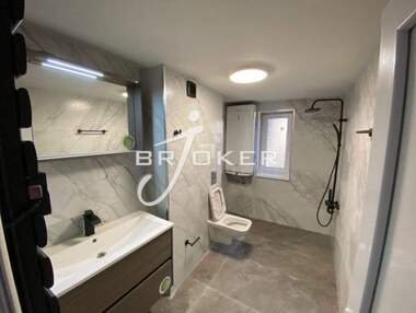 Închiriere - Apartament în Veselceane,  Kărdjali