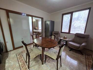 For sale - Apartment in Liuben Karavelov,  Haskovo