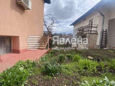 For sale - House in Bankia,  Sofia