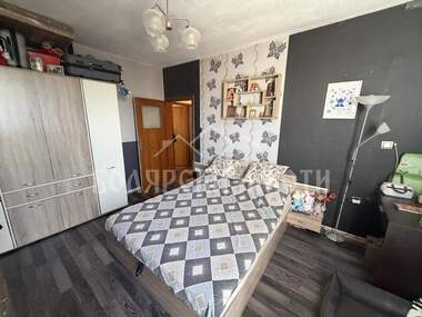 Verkauf - Wohnung in Zentar,  Weliko Tarnowo