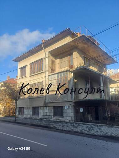 Продажба - Къща в Свиленград,  Хасково