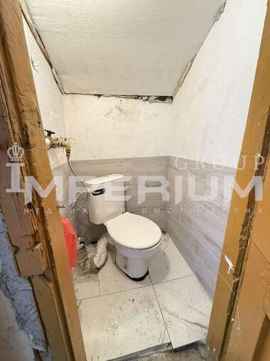 Продажа - Квартира в Колхозен пазар,  Варна