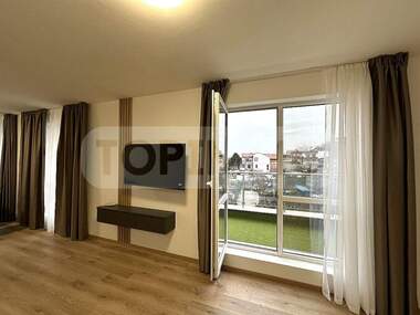 Vânzare - Apartament în Pceelina,  Varna