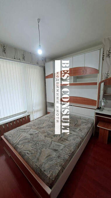 Miete - Wohnung in Rodina 1,  Ruse
