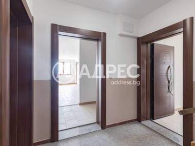 Vânzare - Apartament în Vinița,  Varna
