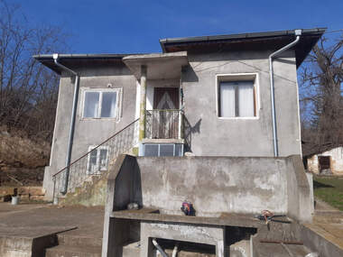 Продажба - Къща в Царевец,  Велико Търново