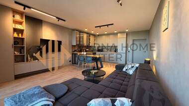 Închiriere - Apartament în Sfinții Constantin și Elena,  Varna