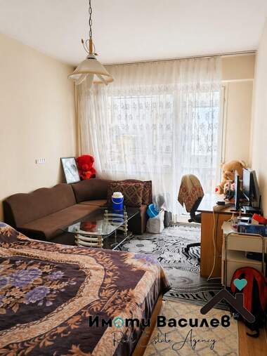 Продажба - Апартамент в Младост-4,  София